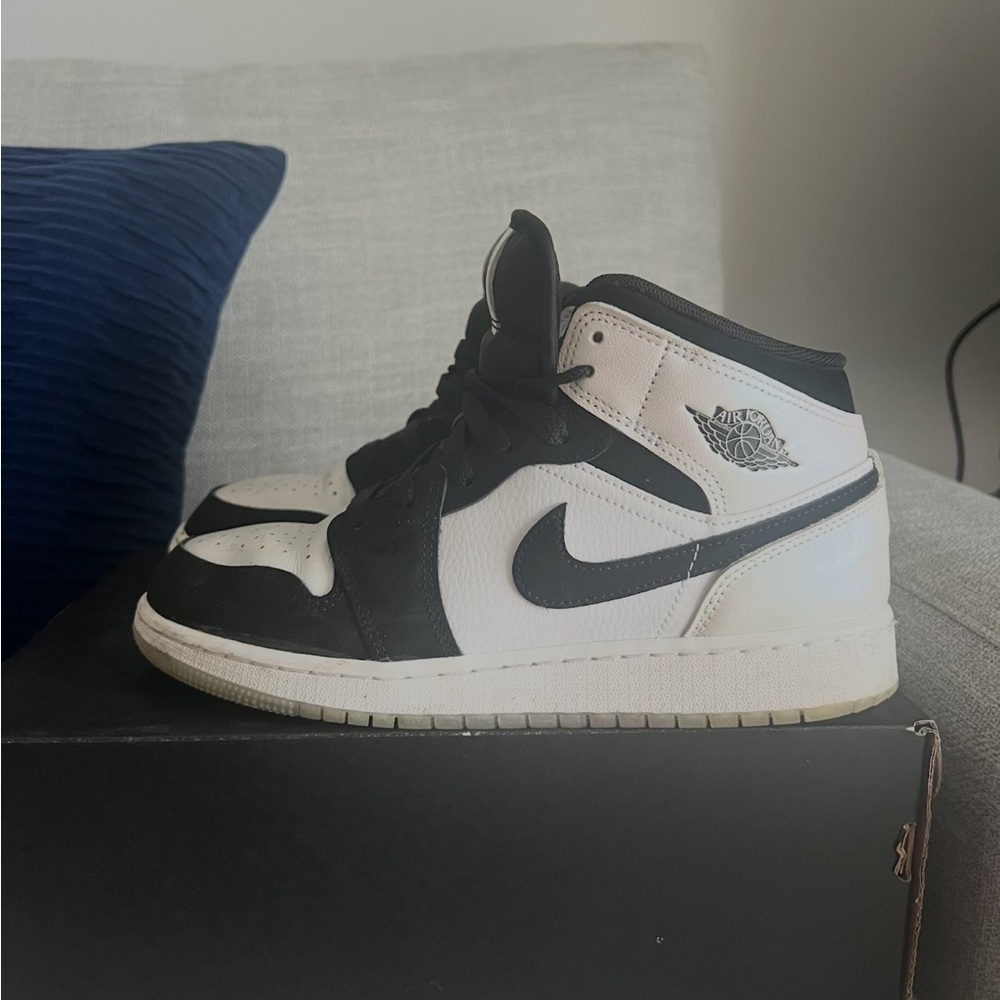 Jordan Air 1 Mid SE White and Black Sneakers